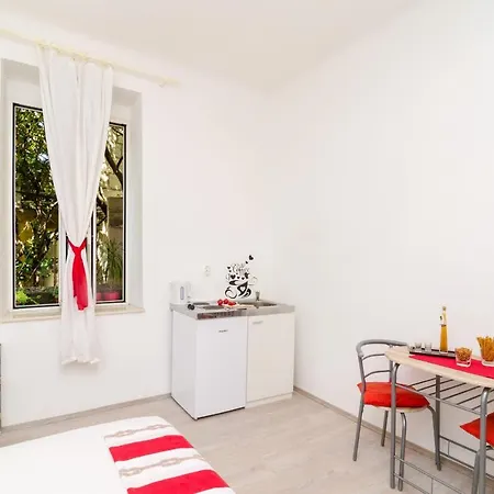 Caceris Apartmán *