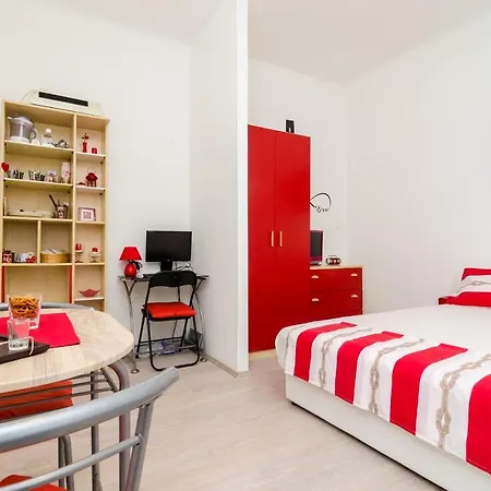 Caceris Apartment *